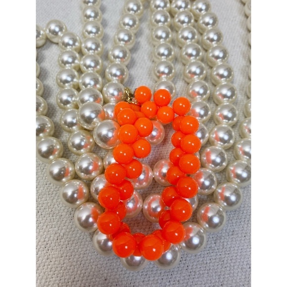 J Crew Crew Cuts Kids 3pc log Faux Pearl Necklaces, orange bracelet - Picture 2 of 5